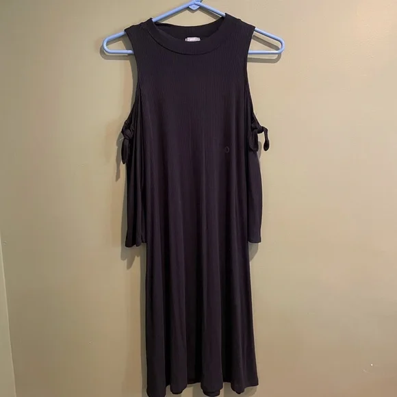 NWT AERIE BLACK OFF THE SHOULDER DRESS Sz SMALL - Picture 3 of 6